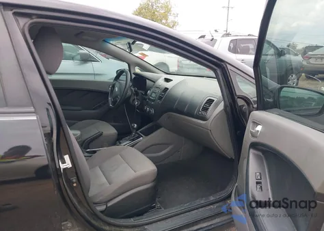 2017 Kia Forte Lx z USA, uszkodzony, nr VIN 3KPFK4A7XHE130815